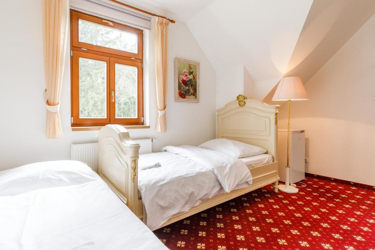 Hotel Farma Hory Karlsbad Exterior foto