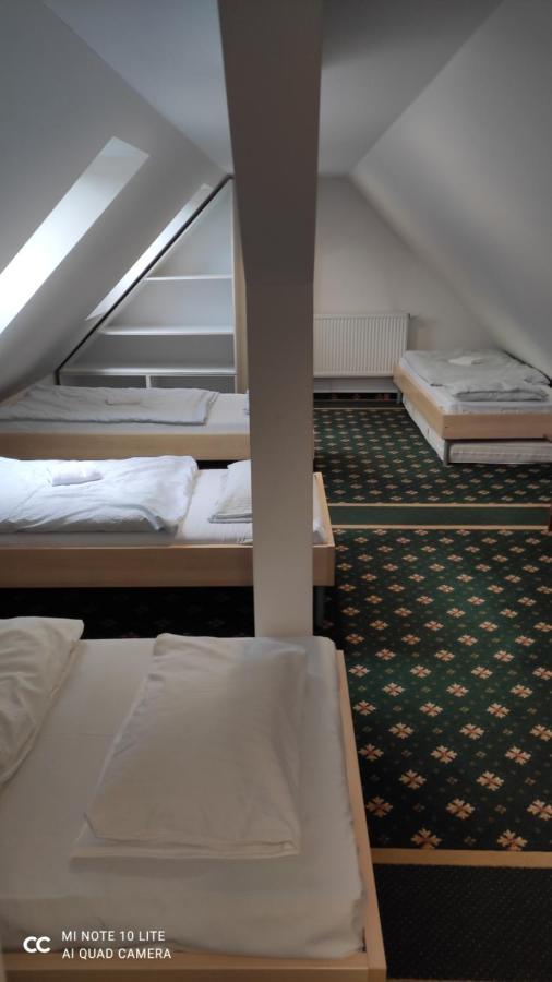 Hotel Farma Hory Karlsbad Exterior foto